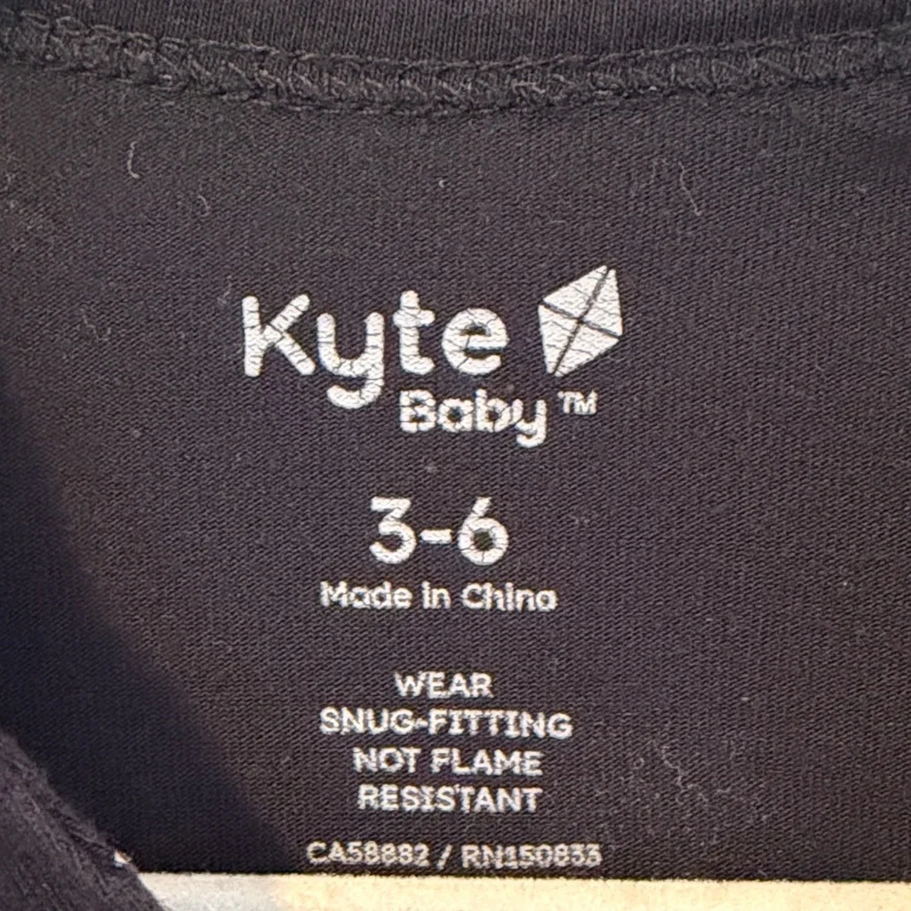 Kyte Baby Midnight Magnolia Black Floral Baby One Piece 3-6mo - Picture 2 of 3